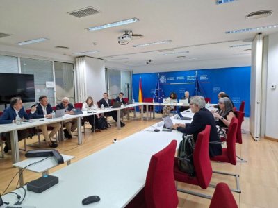 El Gobierno de Canarias presenta la Estrategia Aeroespacial Canaria en la Agencia Espacial Española