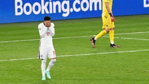 Diez semanas de prisi&oacute;n para el autor de los insultos racistas en la final de la Euro