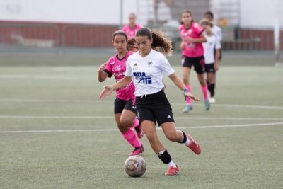 Nayra Afonso da el salto al Atlético de Madrid tras su formación en el CD Herbania