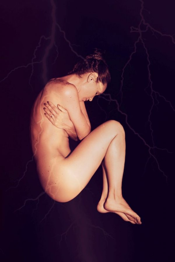 Beatriz Carballo destapa otra cara de la violencia contra la mujer en la Muestra fotogr&aacute;fica 'In-visibilidad'