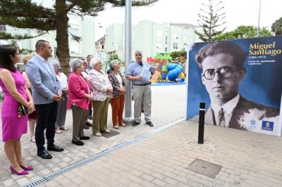 Gu&iacute;a rinde homenaje en sus fiestas patronales al investigador y bibli&oacute;filo Miguel Santiago con un estudio biogr&aacute;fico y una exposici&oacute;n urbana