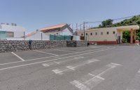 Valleseco instala dos nuevos puntos de recarga para veh&iacute;culos el&eacute;ctricos junto a las instalaciones deportivas y la Escuela Infantil