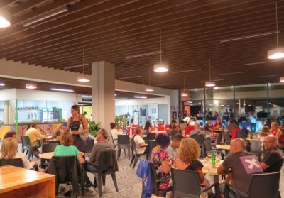 El Gastromercado de Gu&iacute;a ofrece este fin de semana la m&uacute;sica de Arantxa Navarro y los ritmos caribe&ntilde;os del grupo Kubacanash&eacute;