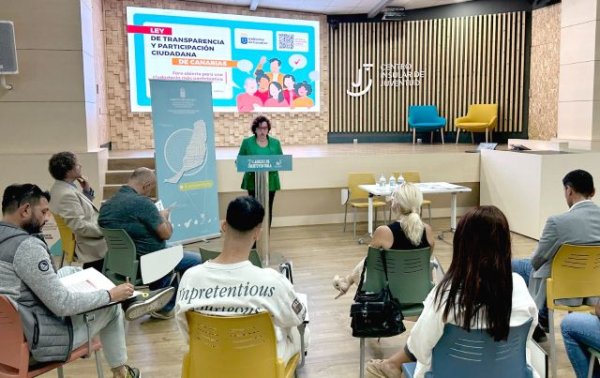 La Consejer&iacute;a de Presidencia recoge en Fuerteventura propuestas de mejora al anteproyecto de ley de transparencia