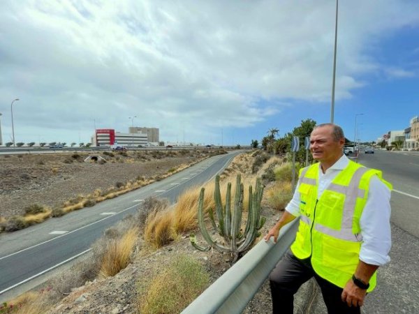 El Cabildo culmina las primeras obras de reparación del firme de las vías de servicio de la GC-1 en Santa Lucía de Tirajana
