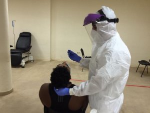 Sanidad notifica 4.087 casos de COVID-19 en los últimos cuatro días