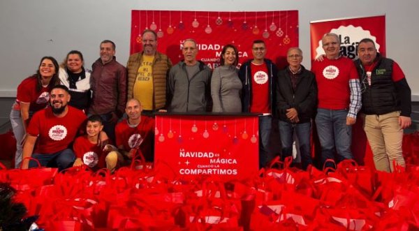Coca-Cola se une a la Asociación de Empresarios de la Zona Centro de Santa Cruz de Tenerife, IMAS y Catering D&#039;Gamonal para repartir 500 comidas a familias vulnerables de Canarias