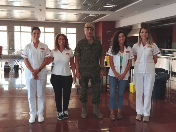 El ICHH realiza una campaña de extracción entre el colectivo militar de la Base General Alemán Ramírez