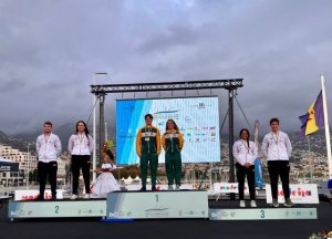 La piragüista del Real Club Náutico Lara Cellier, bronce en individual y plata en dobles del Mundial de Kayak de Mar en Madeira