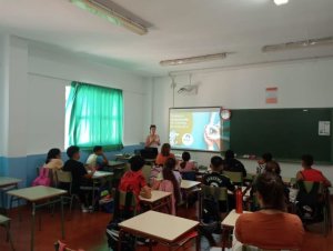 La Gomera: El Cabildo acerca a los colegios de la isla una campa&ntilde;a sobre tenencia responsable de mascotas