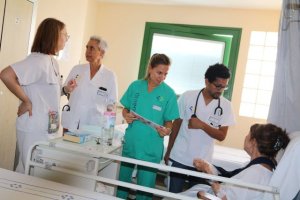 Los pacientes del SCS puntúan con un notable alto la atención recibida en los hospitales públicos de Canarias