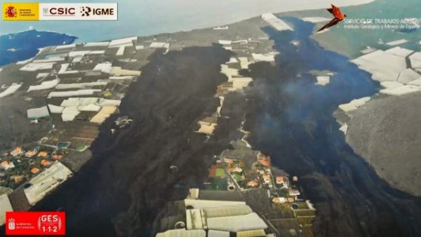 El aporte de lava hace que se unan las coladas 4 y 7 y aumente la superficie total afectada en ocho hectáreas