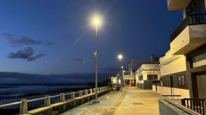 Gáldar: La playa de El Agujero estrena luminarias LED