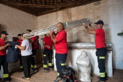 Gobierno y Cabildo desalojan la ermita de la Hacienda de Las Palmas de Anaga para restaurar algunos de sus bienes