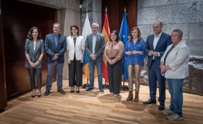 Gobierno y FECAM avanzan en su coordinaci&oacute;n para afrontar con &ldquo;cogobernanza&rdquo; los retos de Canarias