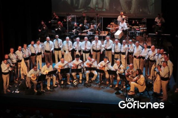 Los Gofiones en las Fiestas de San Vicente Ferrer en Valleseco
