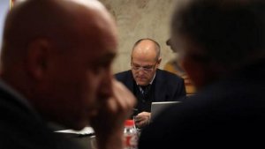 Javier Tebas asistir&aacute; al acto de la salida a Bolsa del Intercity