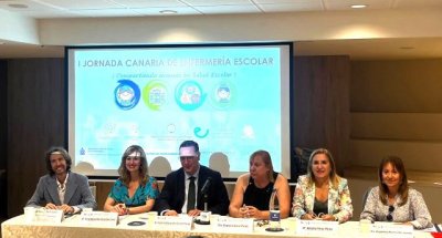Antonia Mar&iacute;a P&eacute;rez participa en la inauguraci&oacute;n la I Jornada canaria de Enfermer&iacute;a Escolar