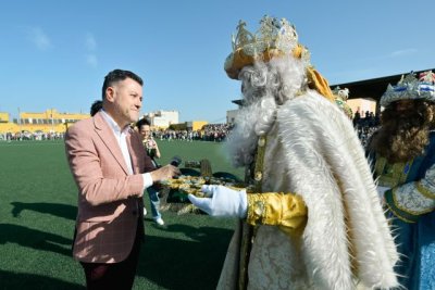 G&aacute;ldar: El Estadio de Barrial se apodera de la ilusi&oacute;n y la magia con la llegada de los Reyes Magos