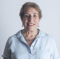 La escritora sevillana Carmen Herrera presenta hoy su novela 'Siete' en la Biblioteca Insular