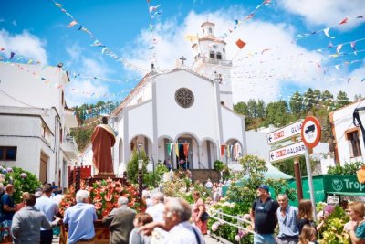 Villa de Moya: Fontanales cierra sus fiestas por todo lo alto en el día grande de San Bartolomé