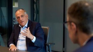 Tebas se&ntilde;ala directamente a Florentino en el proyecto alternativo a CVC