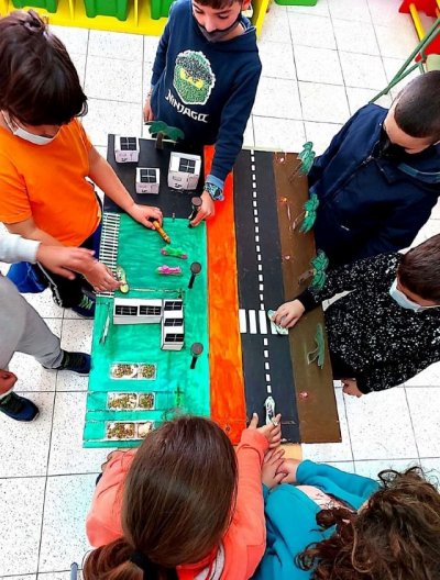 Un total de 24 escuelas rurales participa en un proyecto de formaci&oacute;n en t&eacute;cnicas de aprendizaje STEAM