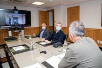 Torres se re&uacute;ne con los presidentes de los clubes canarios que disputan ligas profesionales de f&uacute;tbol y baloncesto