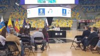 El libro de Antonio Rodr&iacute;guez 'NCAA como destino', presentado en el Gran Canaria Arena
