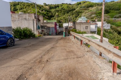 Valleseco ejecuta el acondicionamiento del vial de Lomo de Troyanas