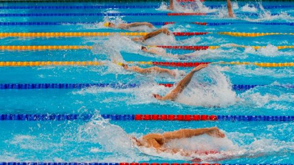 La piscina ol&iacute;mpica de Londres es evacuada de urgencia por un escape de gas