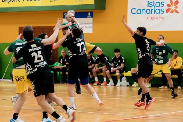 Balonmano: El Km13 Gáldar cede ante un gran Gourmet Ampate (34-31)