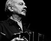 El investigador y docente Leandro A. Mart&iacute;n ofrece una conferencia sobre la obra de Astor Piazzolla