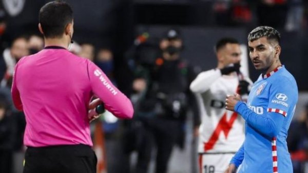 Correa se expone a 2 partidos por decirle a Munuera &quot;La concha de tu madre&quot;