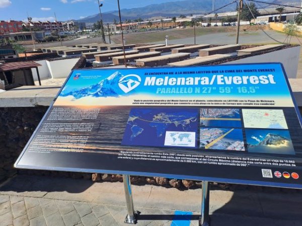 Melenara (Telde) única playa de Europa que comparte latitud con el pico más alto del mundo el Monte Everest