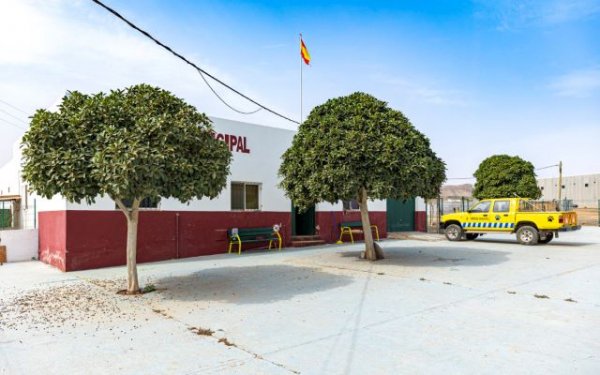 CONTIGO Fuerteventura en contra de la mala gesti&oacute;n de la Perrera Municipal de Puerto del Rosario