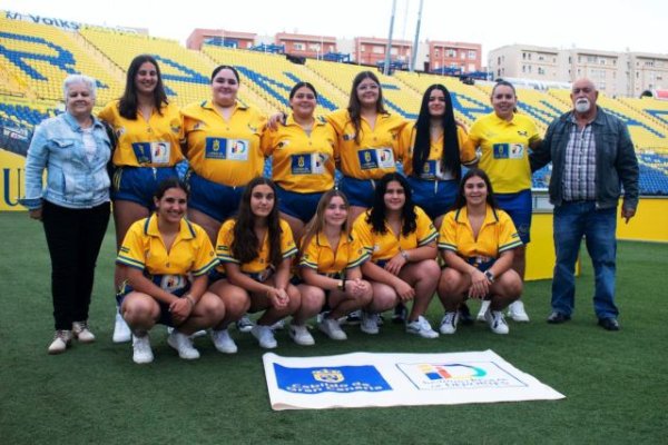 Lucha Canaria: La Selección Femenina Cadete de Gran Canaria se prepara para el II Torneo Isabel Lozano en Lanzarote