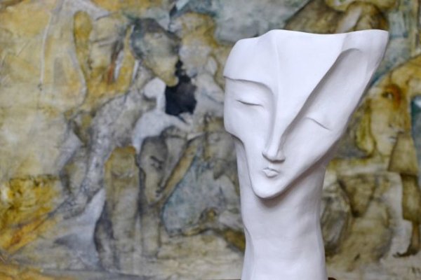 La artista Alicia Lasala exhibe su serie &lsquo;Serenidad en el caos&rsquo; en Telde