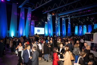 Gran Canaria estrena plat&oacute;s profesionales de 6.000 metros cuadrados destinados a grabaciones de cine y televisi&oacute;n