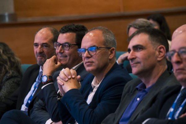 Pablo Rodríguez destaca la apuesta del Gobierno canario por una gestión de puertos más eficiente y sostenible