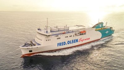 Fred. Olsen Express y Bale&agrave;ria comienzan su cuarto servicio semanal durante el verano entre los puertos de Canarias y Huelva