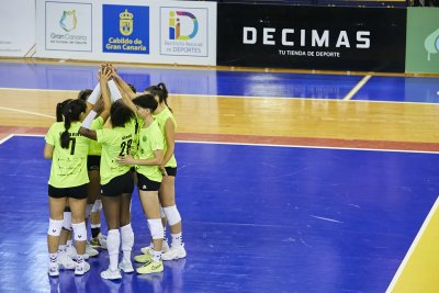 Voleibol Femenino: El CV Sayre Centro Comercial La Ballena supera al DSV San Cugat en un partido brillante