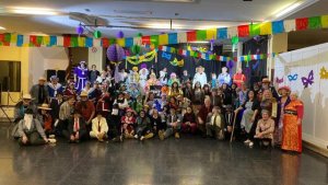 Villa de Moya: Comenz&oacute; el Carnaval con el Baile de Pi&ntilde;ata