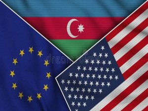 Art&iacute;culo de opini&oacute;n: 'El giro pro-armenio de Occidente est&aacute; completo despu&eacute;s de que EE.UU. y la UE se pusieran abiertamente de su lado'