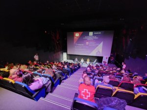 Cruz Roja: Mesa redonda “Lucha contra la erradicación de la pobreza energética”