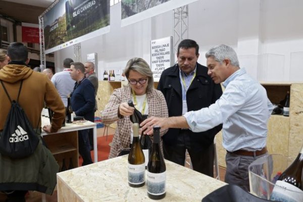 Un total de 11 bodegas de las islas muestran la calidad de sus vinos en la feria Barcelona Wine Week