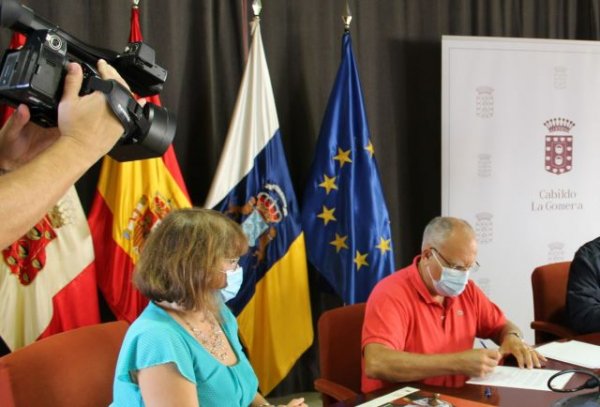 La Gomera: El Cabildo renueva el convenio de colaboración con la UNED para promover su actividad en la isla