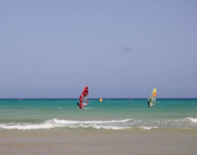 Blanca Alabau se mantiene en el Top de la competici&oacute;n de Foil Slalom en el Mundial de Windsurf de Fuerteventura