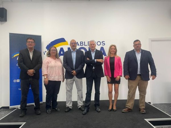 El presidente de Hablemos Ahora Present&oacute; a los candidatos de los Ayuntamientos en Gran Canaria