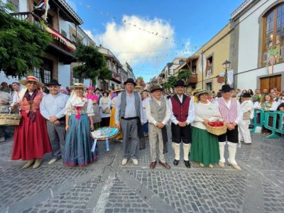 El ayuntamiento de Guía estuvo representado en la Romería Ofrenda en honor a nuestra Señora la Virgen del Pino